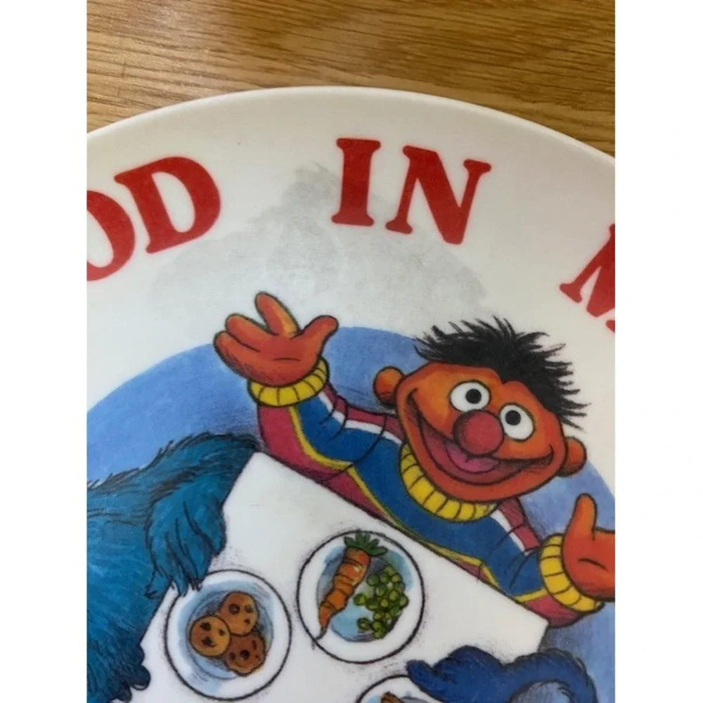 Peter Pan Sesame Street Plate Kids 8in White Good Vintage Melamine Muppets
